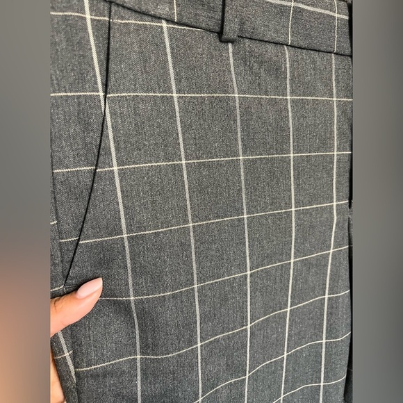Banana Republic Avery work slacks size 6 plaid design gray and tan - Picture 6 of 9
